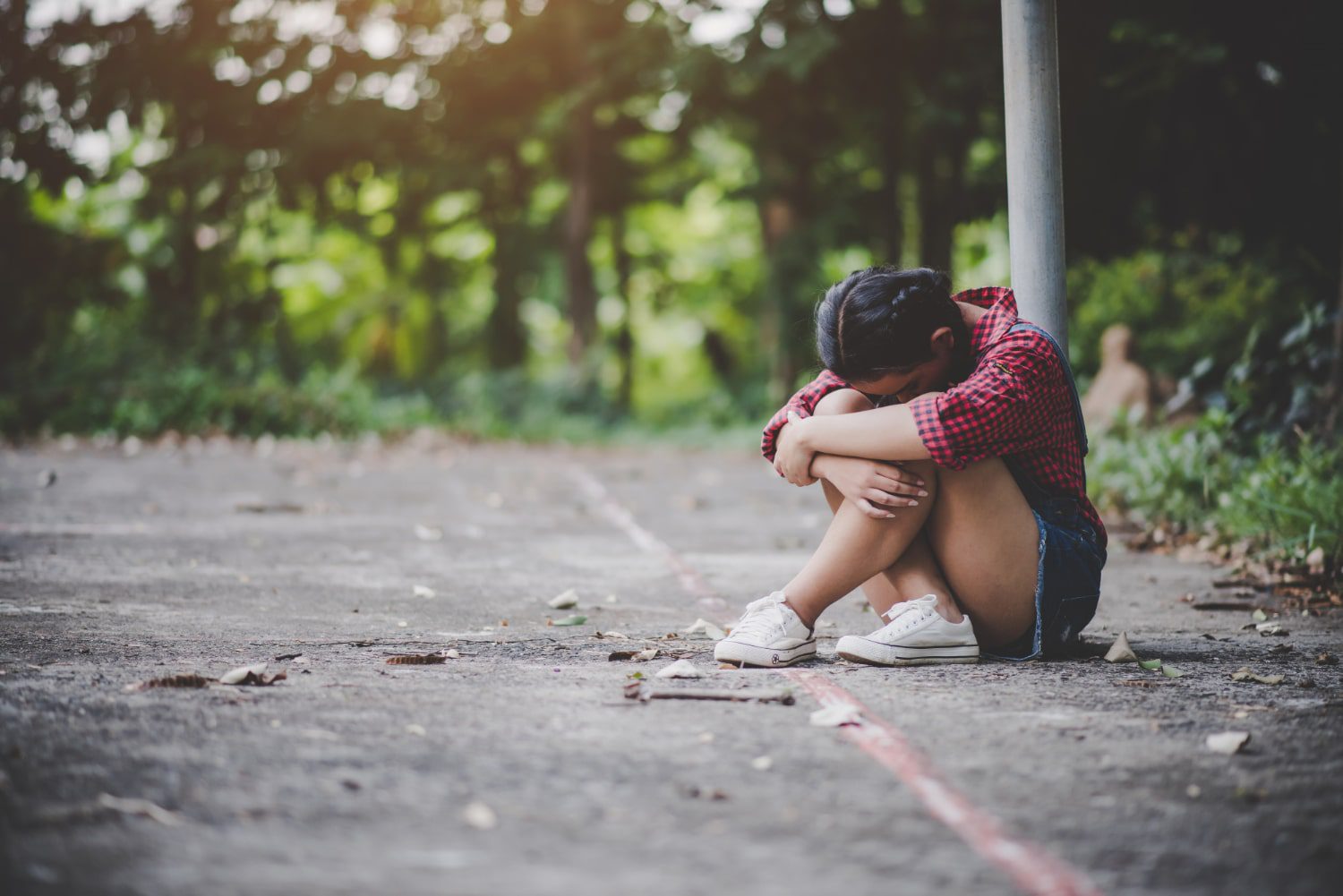 Depresja – problem, który szerzy się wśród nastolatków i młodzieży.