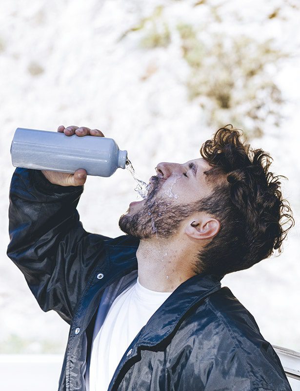 Odwodnienie – Ile litrów wody pić podczas upałów?