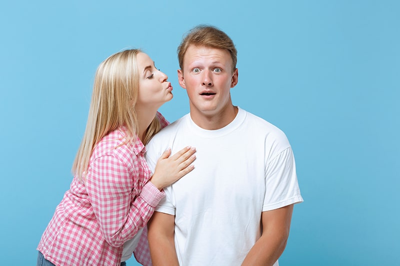 6 chorób, którymi zarazisz się przez pocałunek