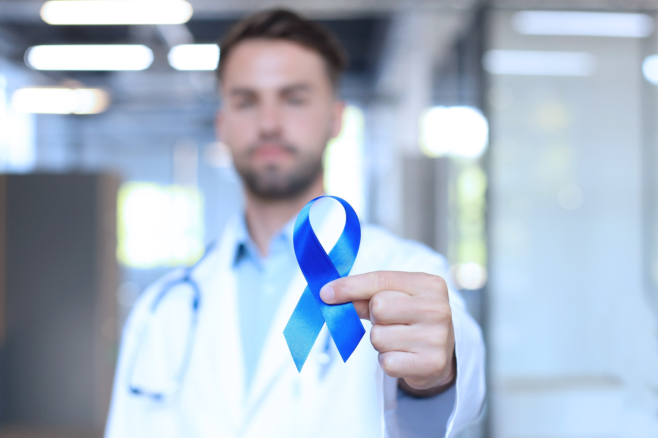 Niebieski Listopad: Rak prostaty – objawy, leczenie, czynniki ryzyka