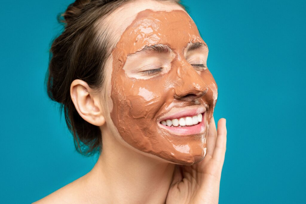Skin care: jak pielęgnować swoją twarz? 